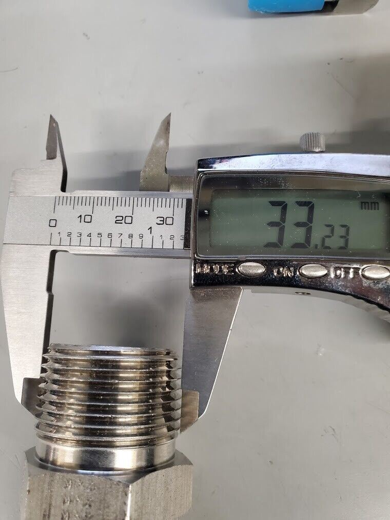 SSP Push-On Barb Male SS Pipe Connector 33mm Threads by 22mm Hose Lot of 4