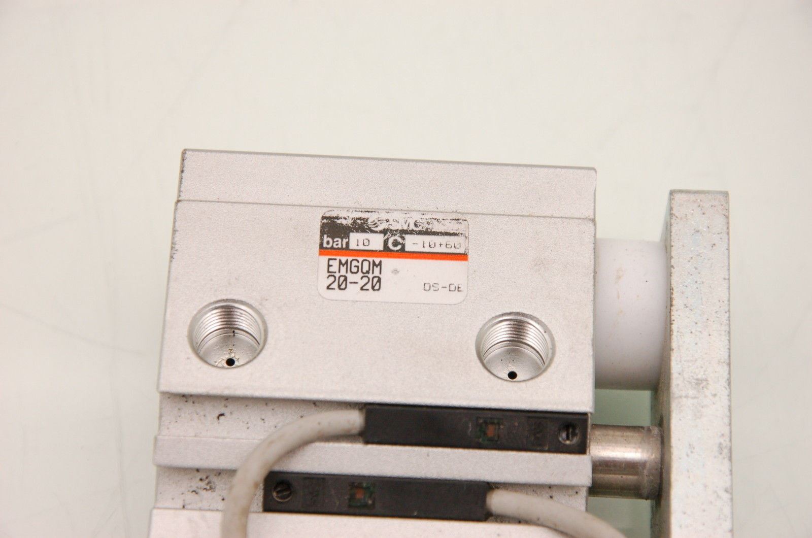 SMC Pneumatic Guided Cylinder EMGOM20-20