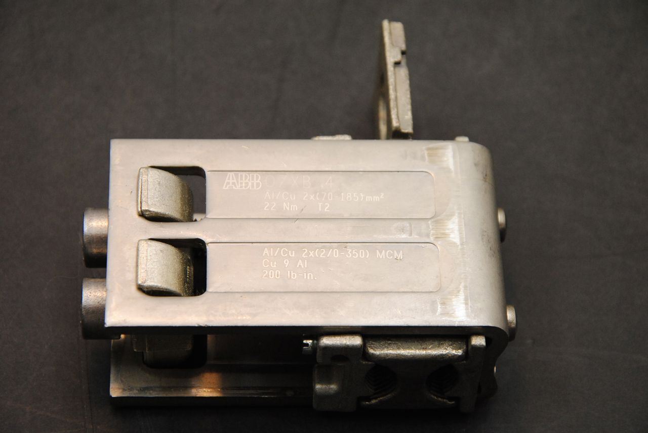 3x ABB OZXB4 Cable Ground Strain Relief Clamps 2/0 AWG up to 350MCM