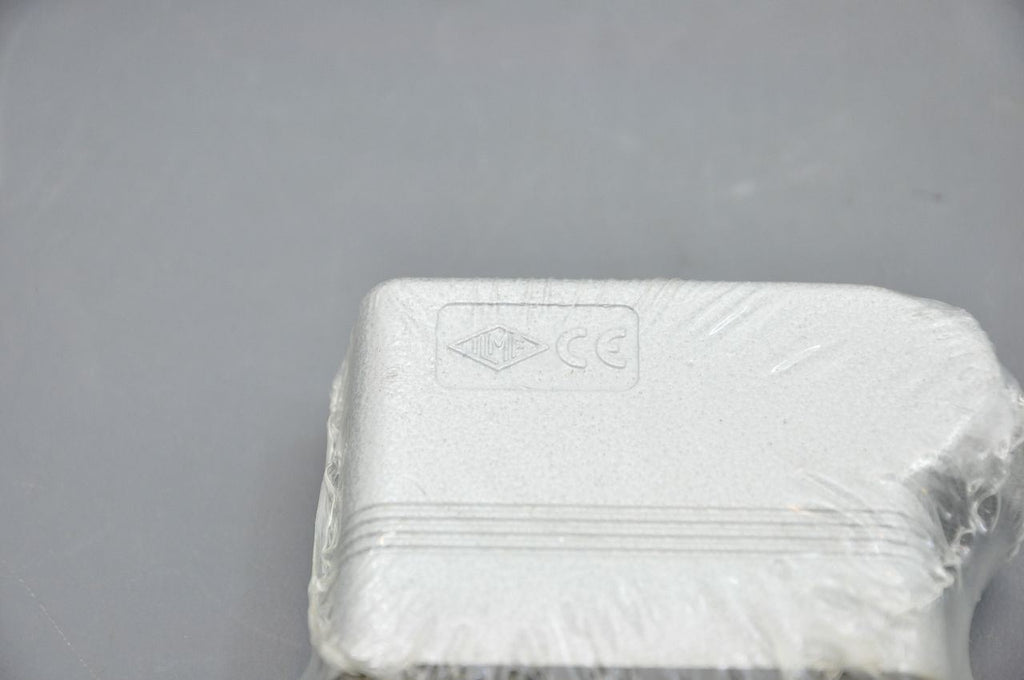 ILME IP65 2.5 Inches x 1.25 Inches Connector Housing Lot Of 4 NEW