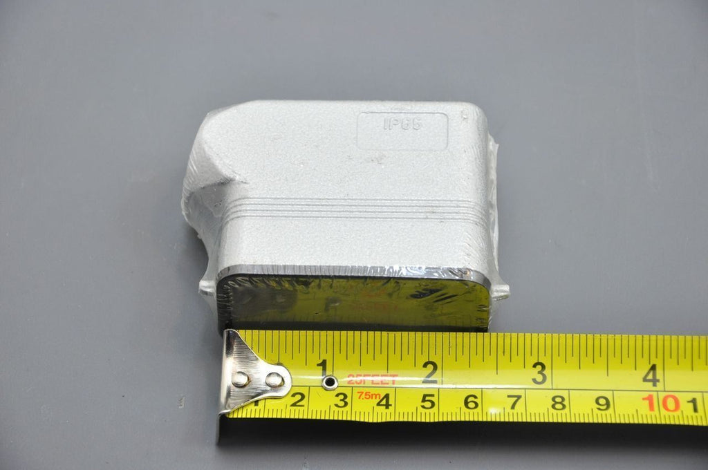 ILME IP65 2.5 Inches x 1.25 Inches Connector Housing Lot Of 4 NEW