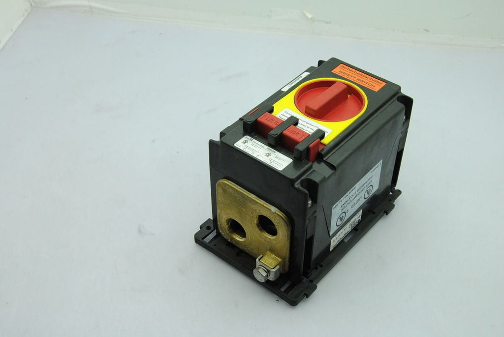 Cooper Crouse-Hinds Explosion Proof Protected Disconnect Switch GHG262 20A 14HP