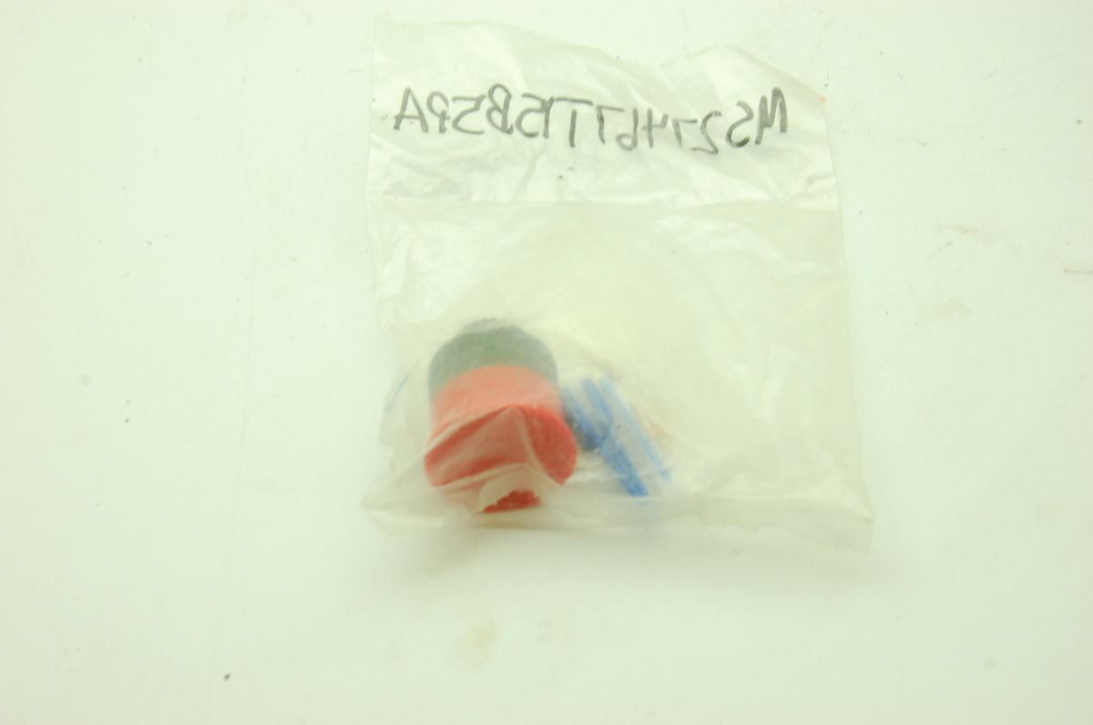 Amphenol MS27467T15B5PA Circular Connector Plug, Size 15, 5 Position Contacts