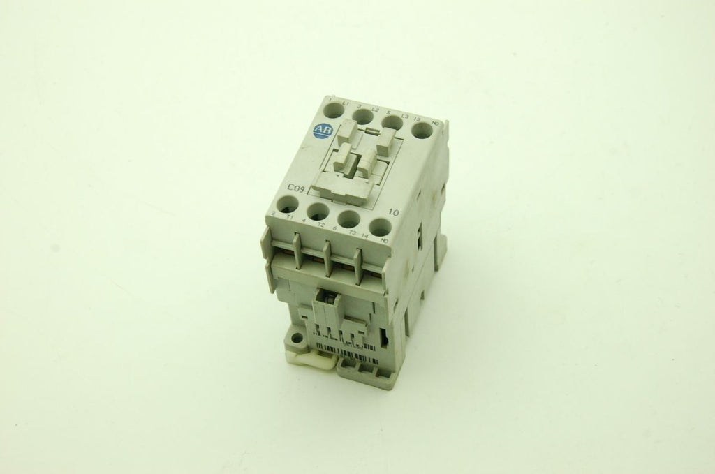 Allen Bradley 100-C09 10 Contactor  9 Amp