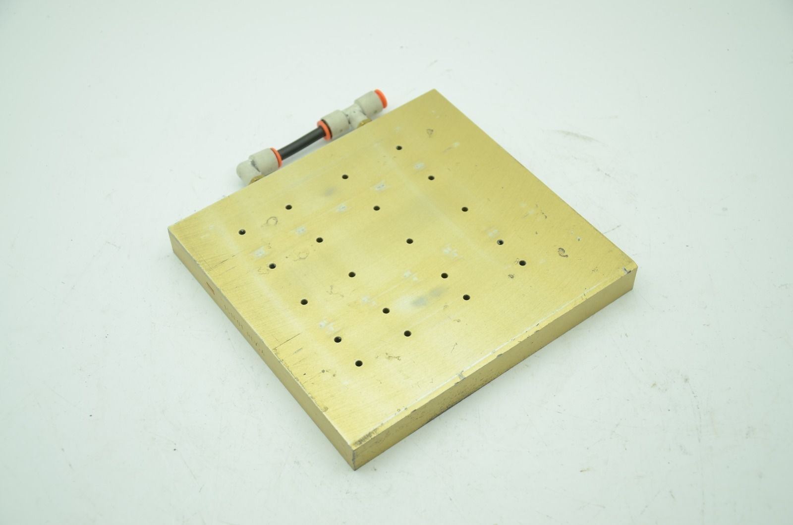 Aluminum Pneumatic Vacuum Plate, 6-1/2" x 6-7/8" x 3/4", 3-Port (B)