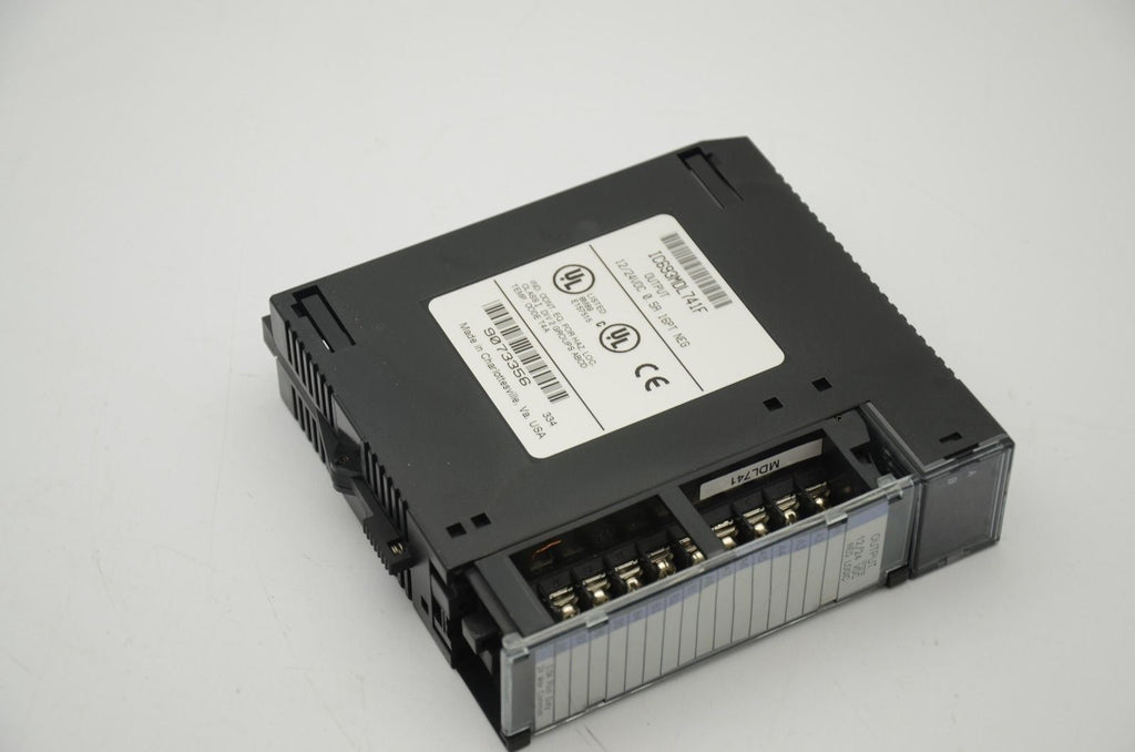 GE Fanuc IC693MDL741F 12/24VDC Output Module, 16PT