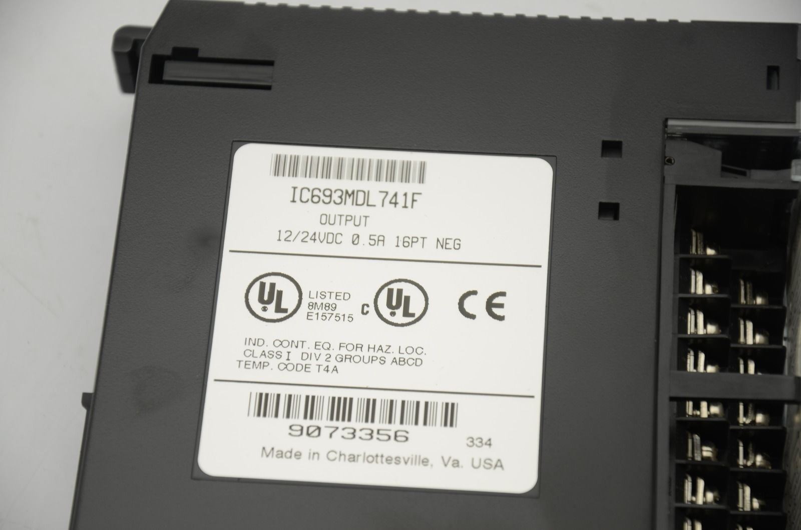 GE Fanuc IC693MDL741F 12/24VDC Output Module, 16PT