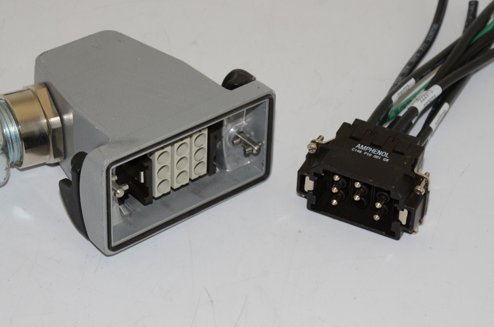 Amphenol C146-P10-001-G8 Connector w/ Walther Procon 727710 Housing - Lot of 2