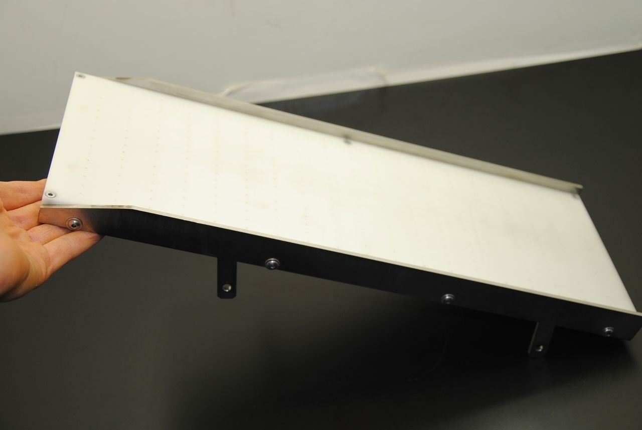 Air Lift Conveyor Slide Ramp Aluminum Base Stainless Sides 19"L X 6.5"W