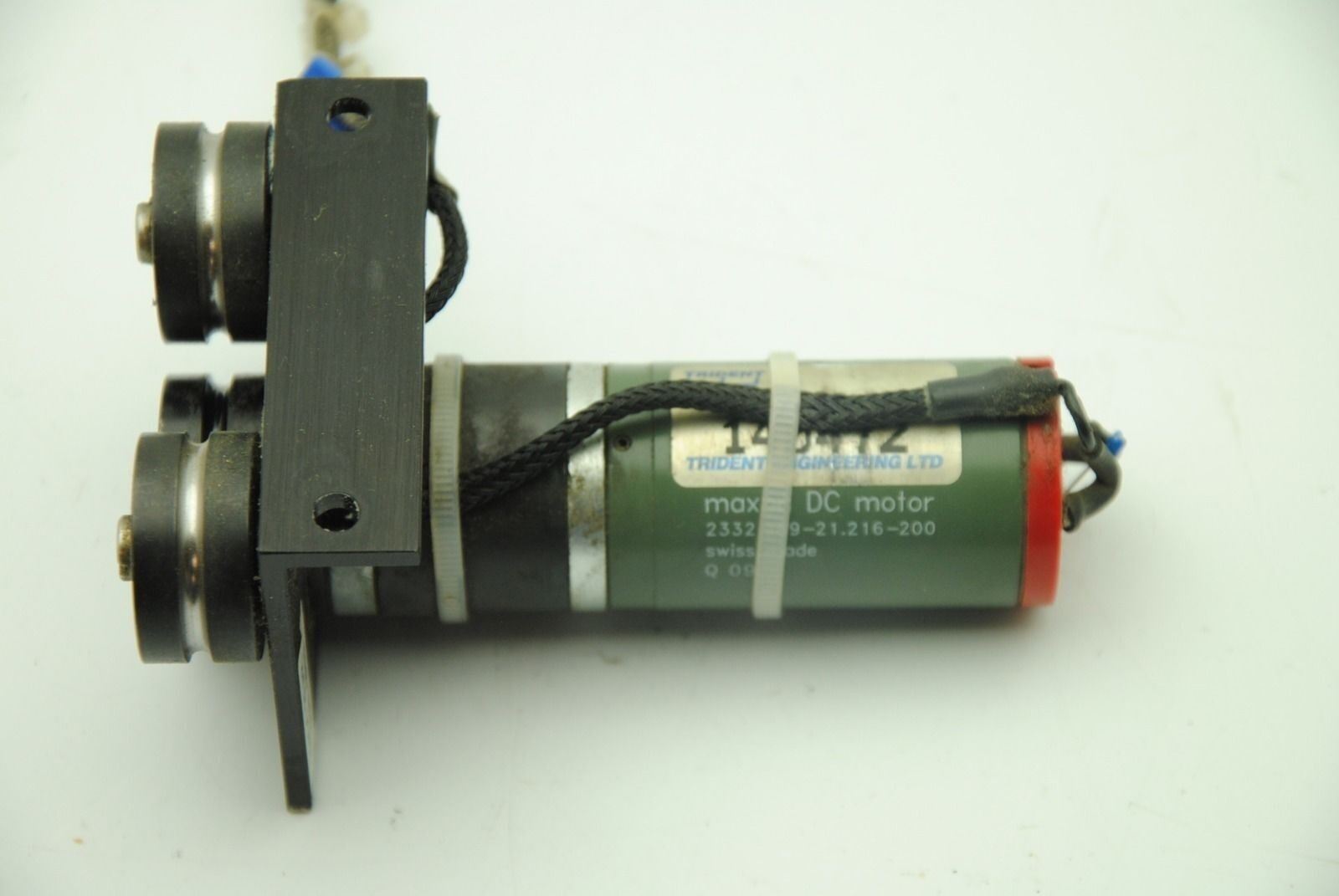 MAXON 2332.969-21.216-200 DC Motor TRIDENT DEK #140472 w/8M03 Belt Rail conveyor