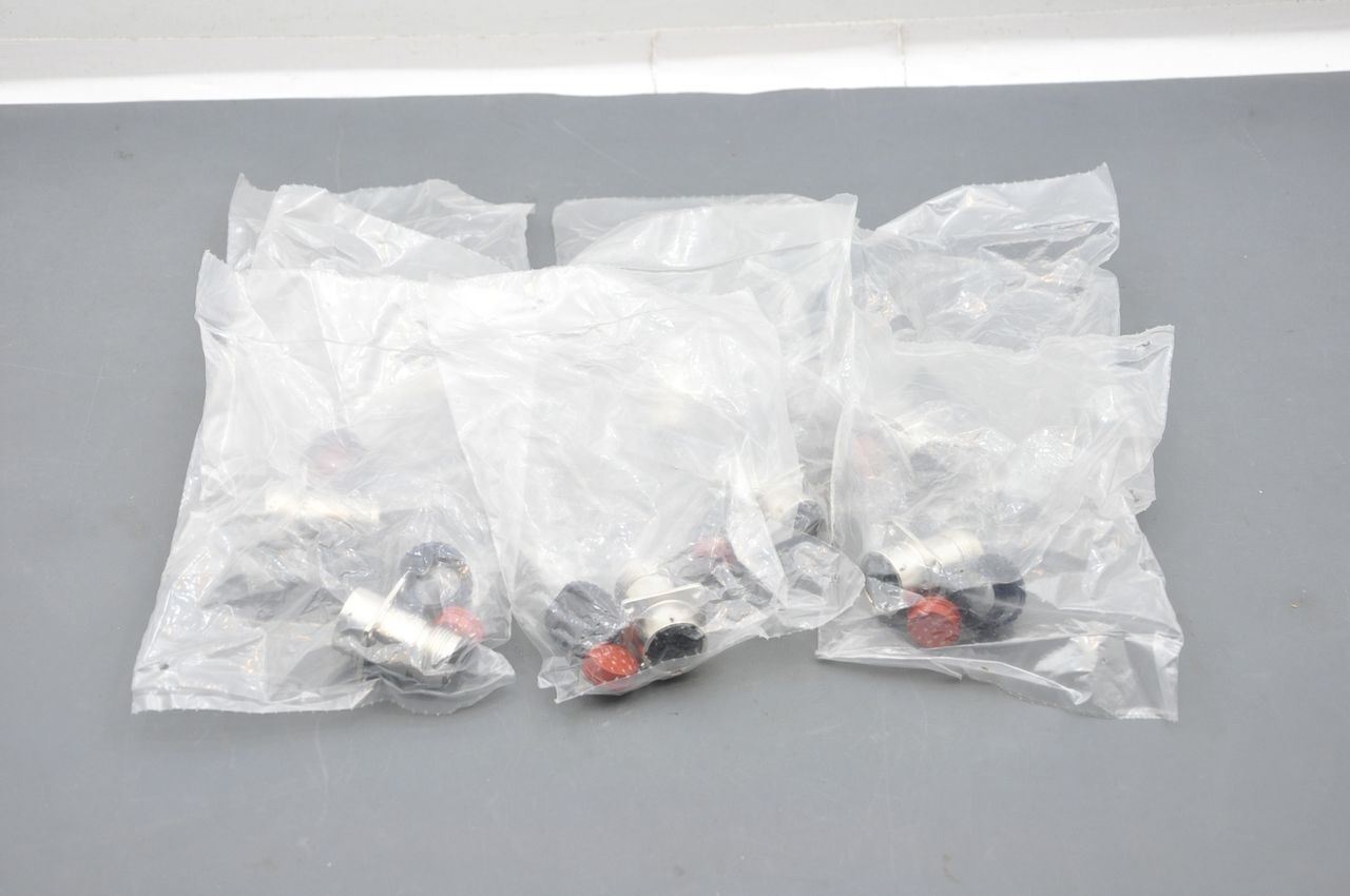 ITT Cannon 192993-0073 Panel Mount Connector 12-Position Lot Of 10 NEW