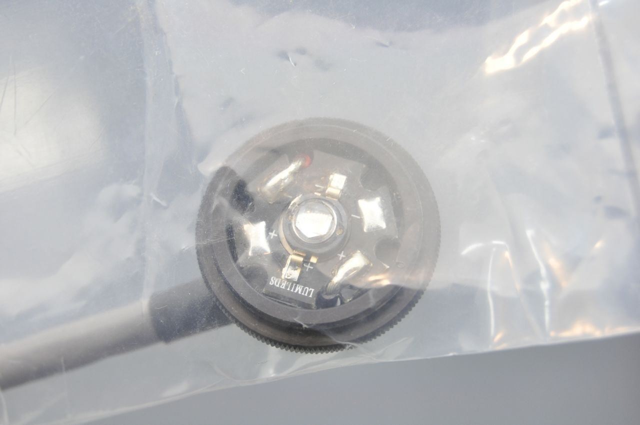 LED Illuminator 2-Pin Connector Lot Of 7 NEW
