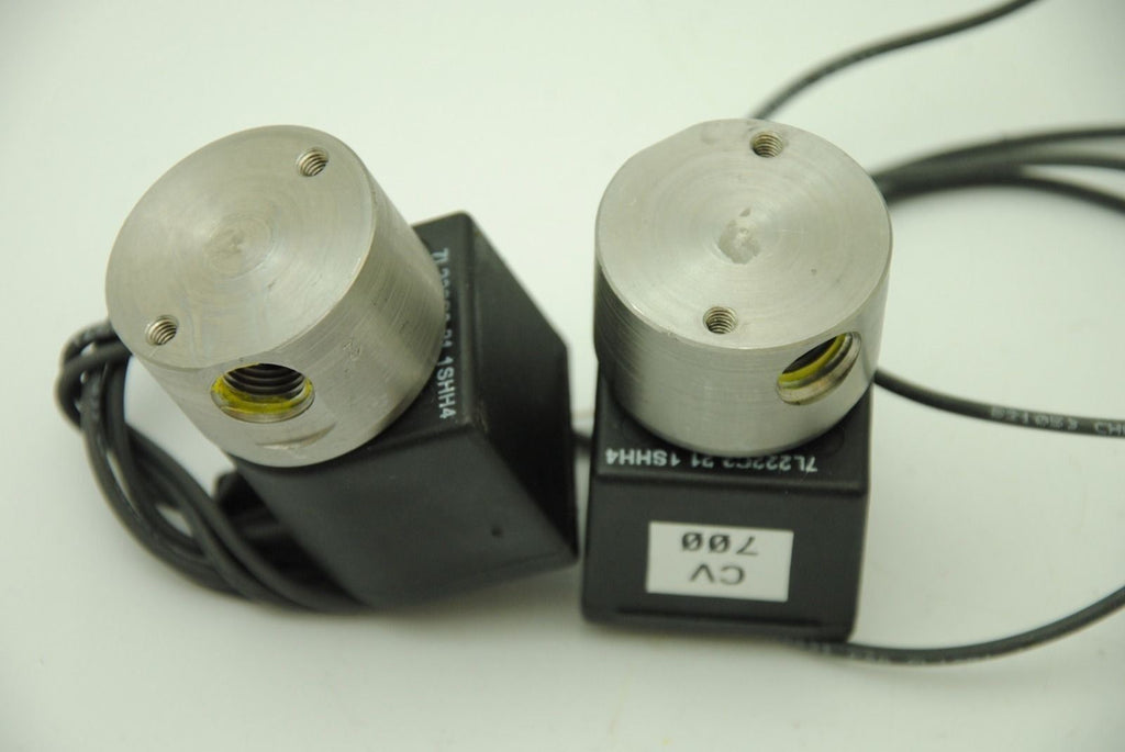 Parker 7L222C2-21-1SHH4, 1/4" Solenoid Valve, 24VDC, Lot of 2
