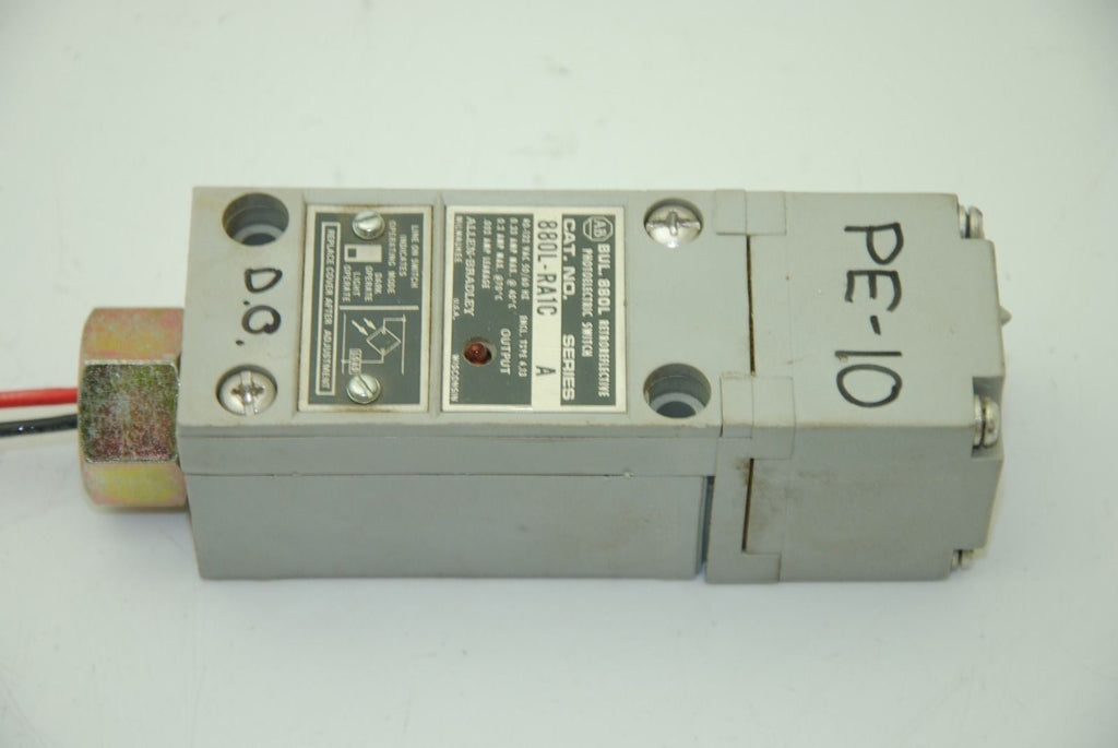 Allen Bradley 880L-RA1C, Photoelectric Switch