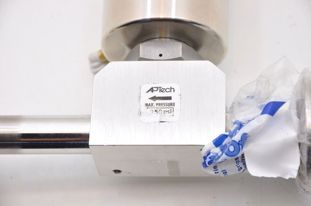 APTech AP3700SM Air Actuated 1/2inch Springless Diaphragm Valve