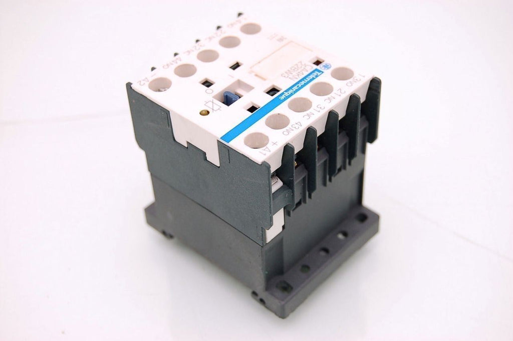 Telemecanique CA4KN Mini Contactor 40BW3 Lot of 4