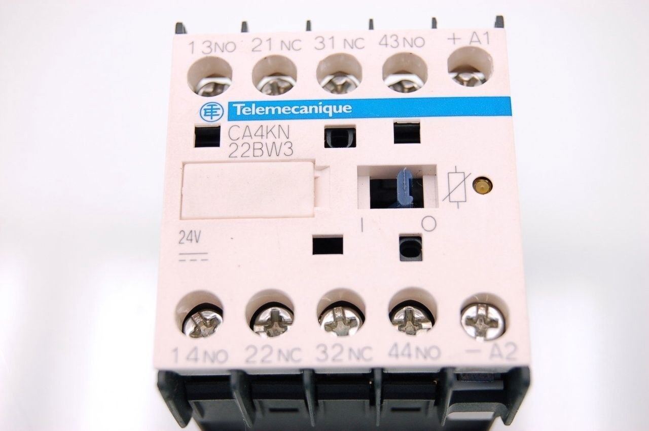 Telemecanique CA4KN Mini Contactor 40BW3 Lot of 4