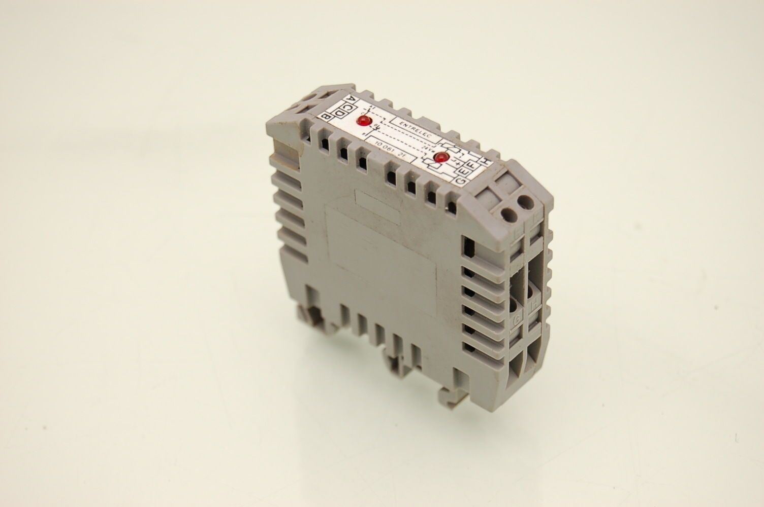 Entrelec 10 061.21 Relay Interface 24V DIN - Lot of 2