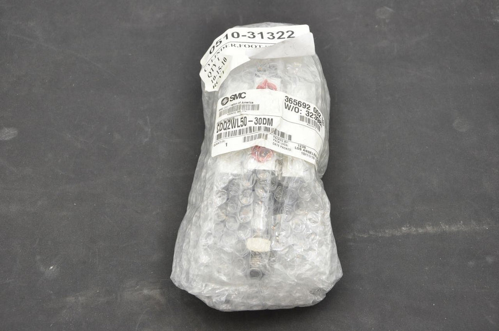 SMC CDQ2WL50-30DM Compact Double Rod Cylinder NEW