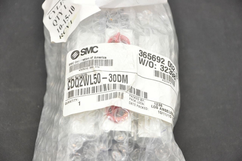 SMC CDQ2WL50-30DM Compact Double Rod Cylinder NEW