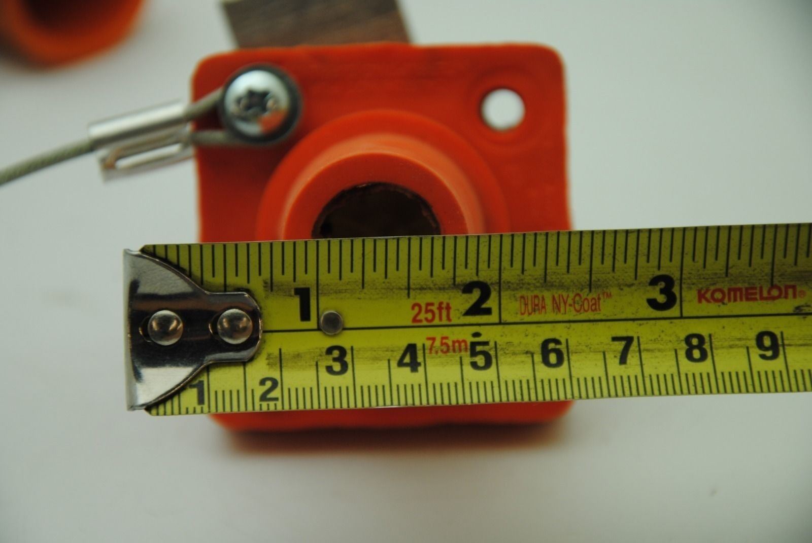 Leviton Single-Pole Female Receptacle, Orange, 5/8" ID