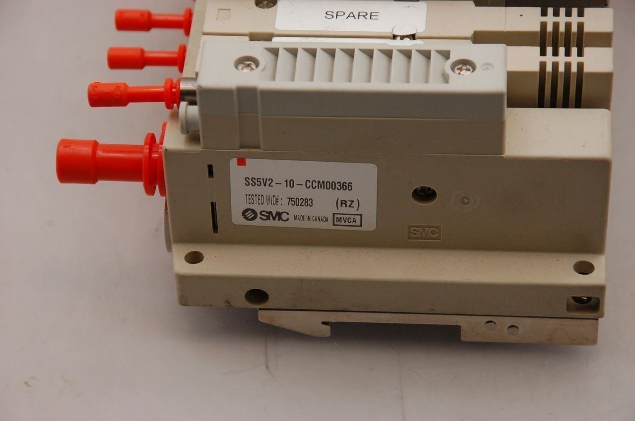SMC SS5V2-10-CCM00366 10 Position Manifold for Parts or Repair