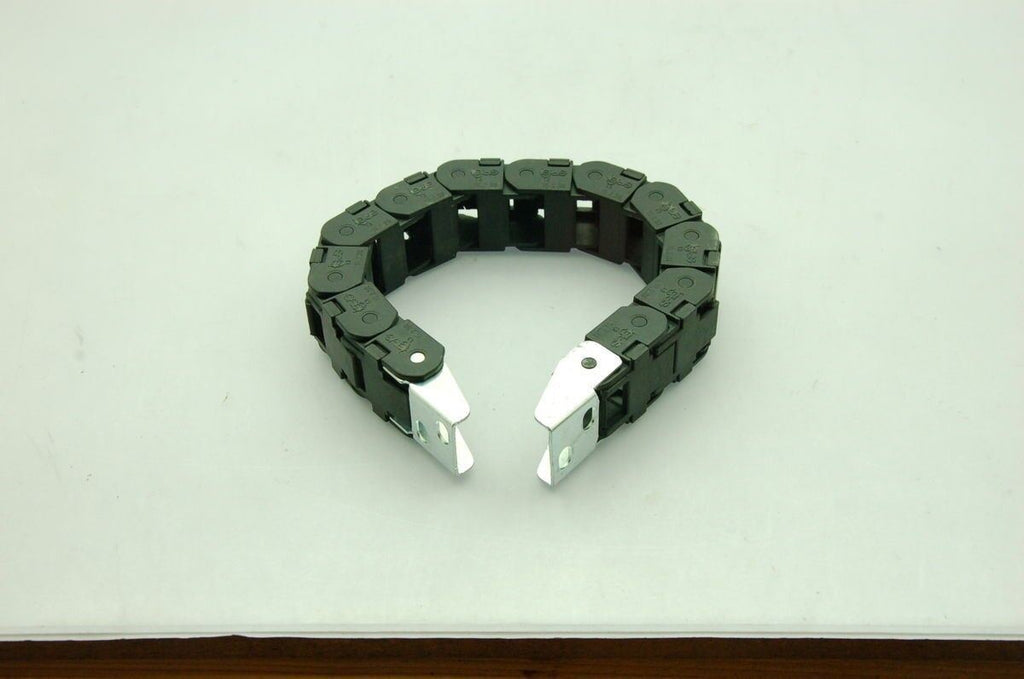 Igus 15.2.38 Cable Carrier 14" L, 0.75" x 0.25" ID (AB44)