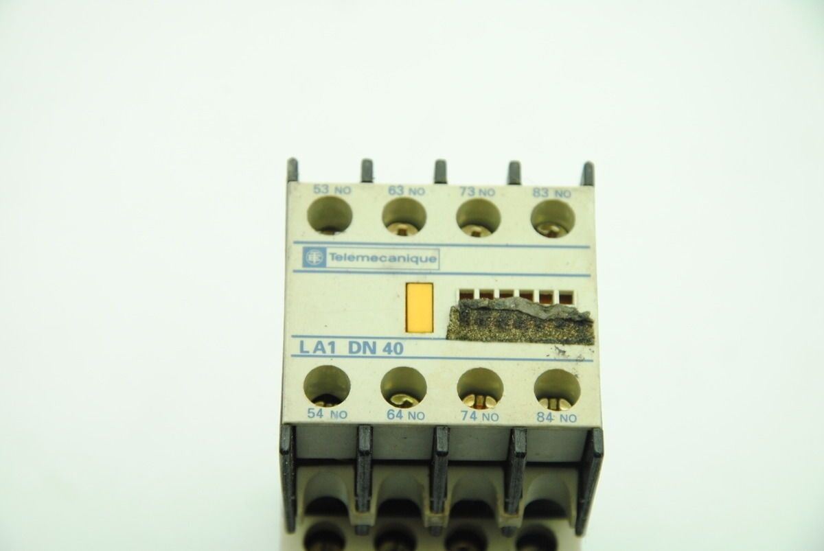 Telemecanique CA3 DN 40 Contactor w/ LA1 DN 40 Aux Contact Mount, 40A, 750V