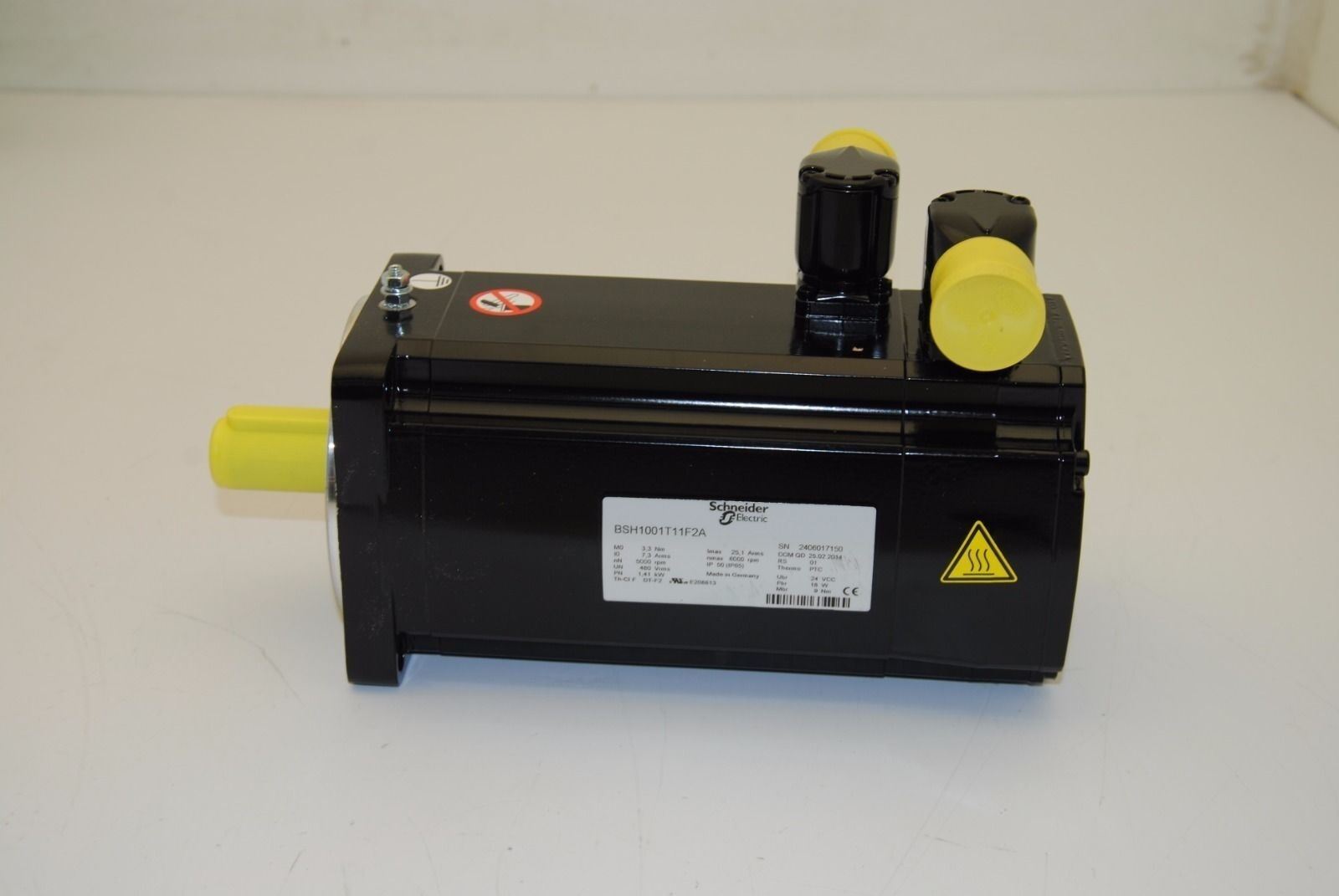 Schneider Electric BSH1001T11F2A Servo Motor 480VAC w/ Brake - NEW