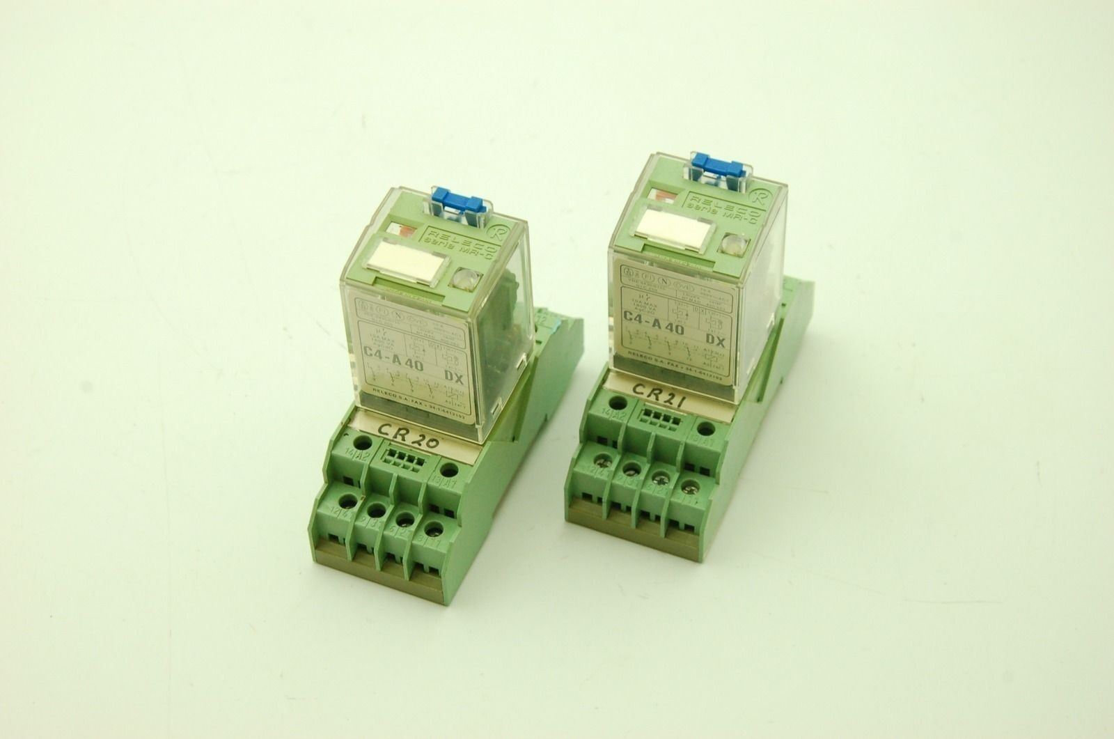 Turck Releco C4-A 40 DX 10A 380VAC Relay W/ S4-B Socket 24VDC 380 ohms Lot of 2