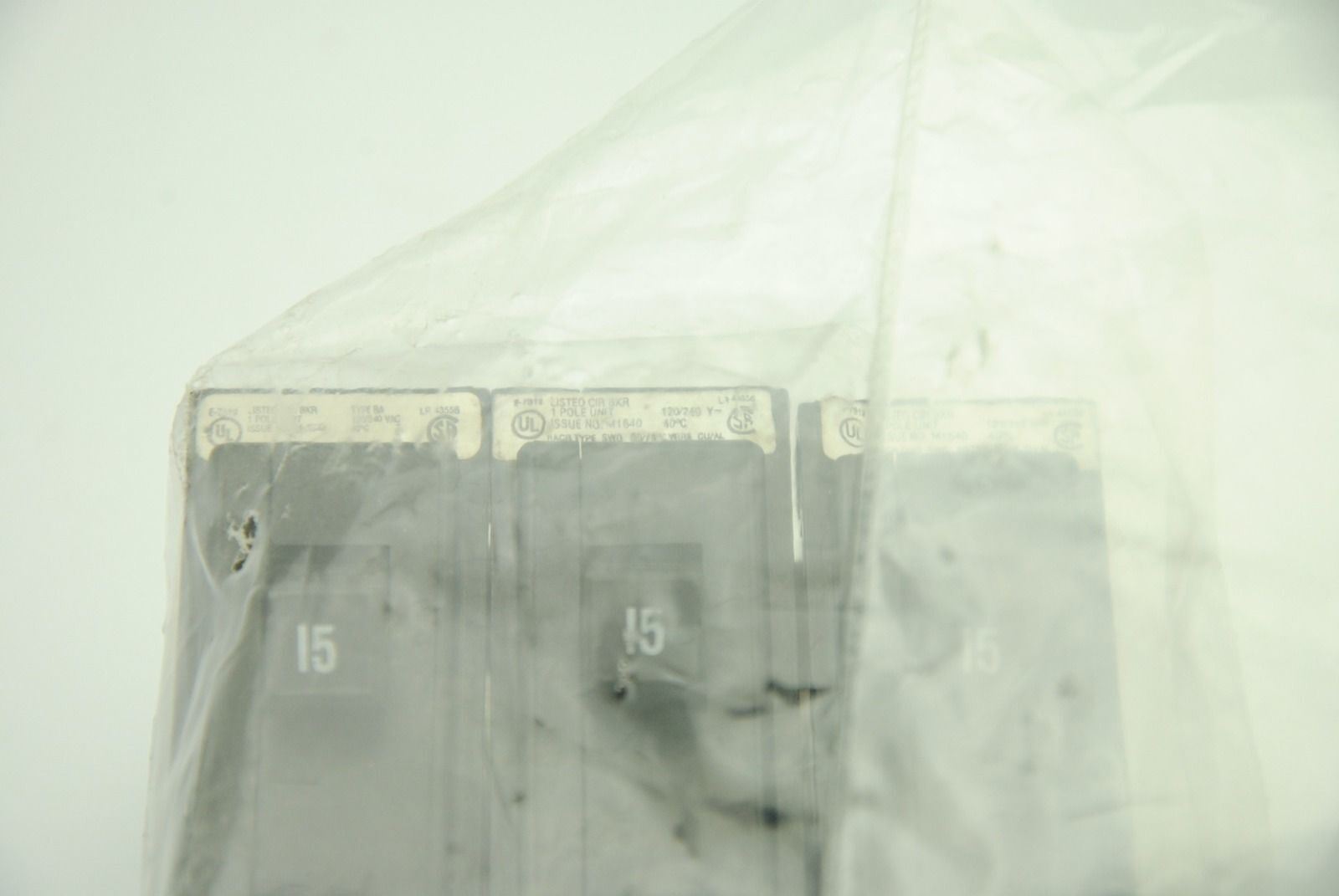 CUTLER-HAMMER QBHW1015, 1-Pole Circuit Breaker, 15A 120/240V, Lot of 3