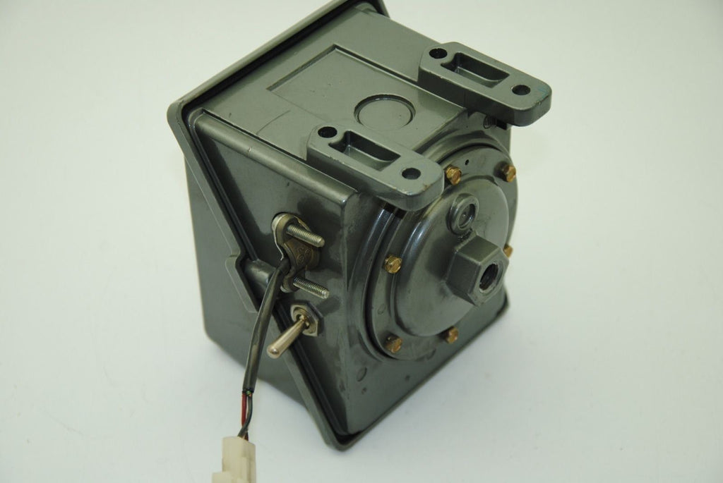 United Electric Controls 449, Pressure Switch, 225-PSI Proof, 15A 480VAC