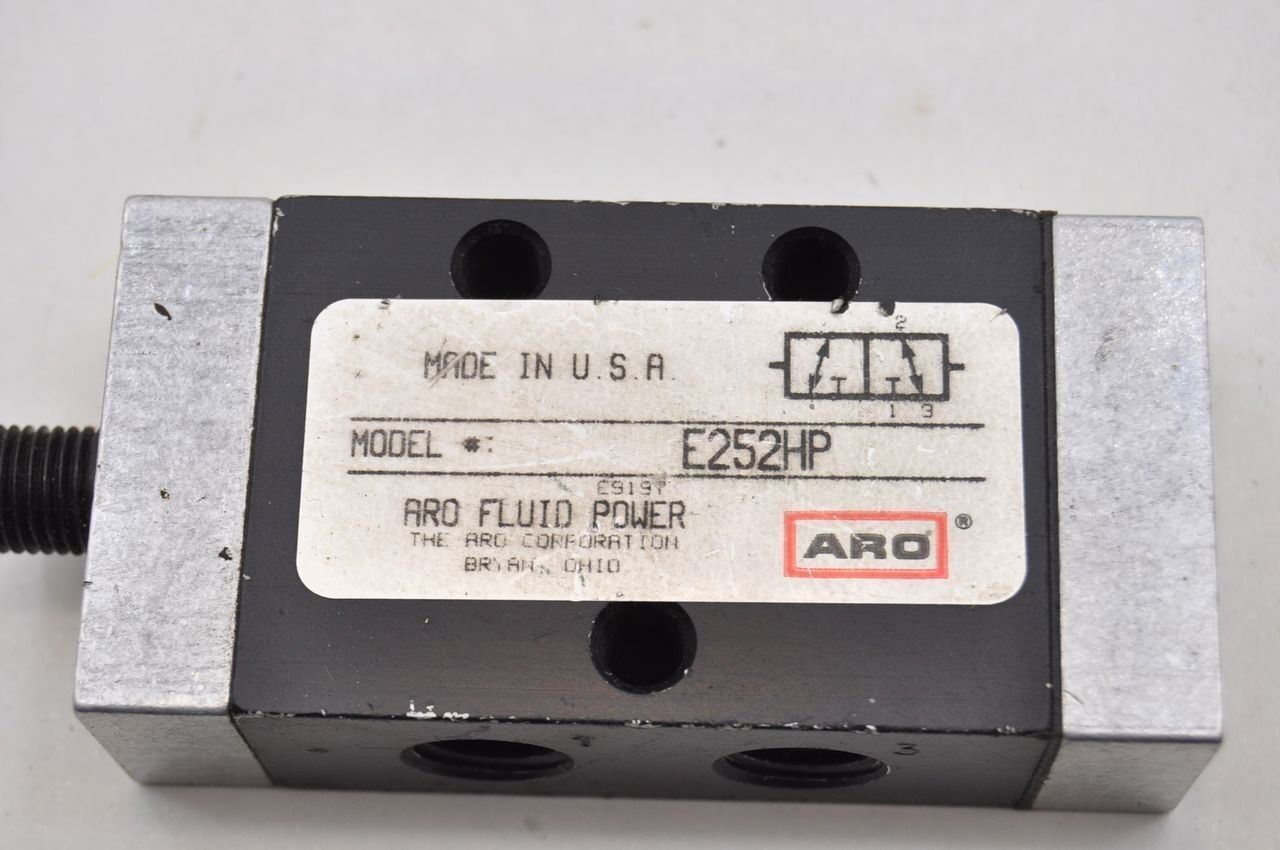 ARO E252HP 2 Position 3 Way Side Ported 1/4" Port Pneumatic Valve