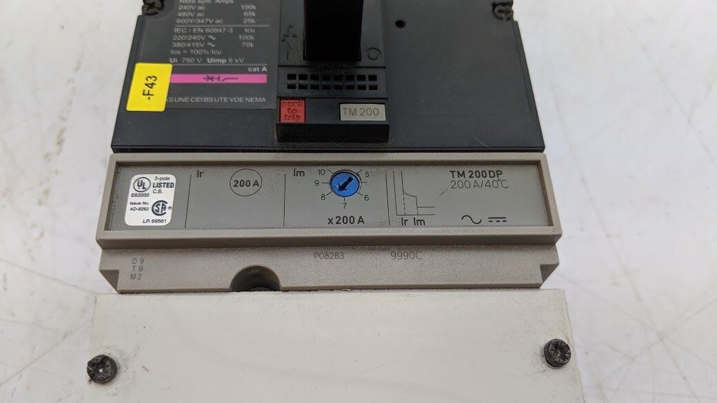 MERLIN GERIN Schneider NSF250H Circuit Breaker 600Y/347V 200A TM200DP Module
