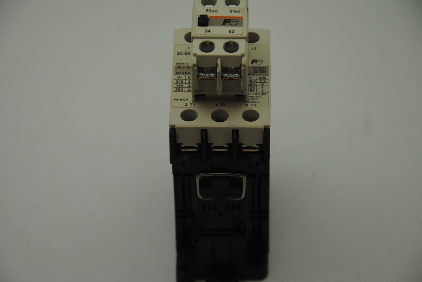 FUJI ELECTRIC SC-E02/G Contactor SZ-A11/T Contact Block 24VDC Coil 240V 2.2kW