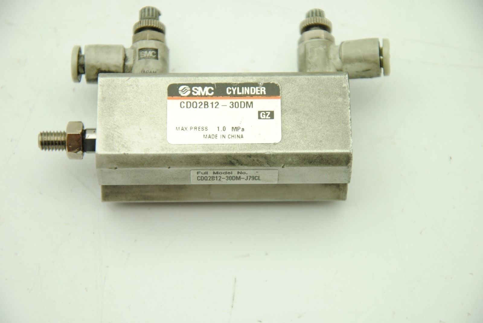 SMC CDQ2B12-30DM, Compact Pneumatic Cylinder 1-1/2" Stroke