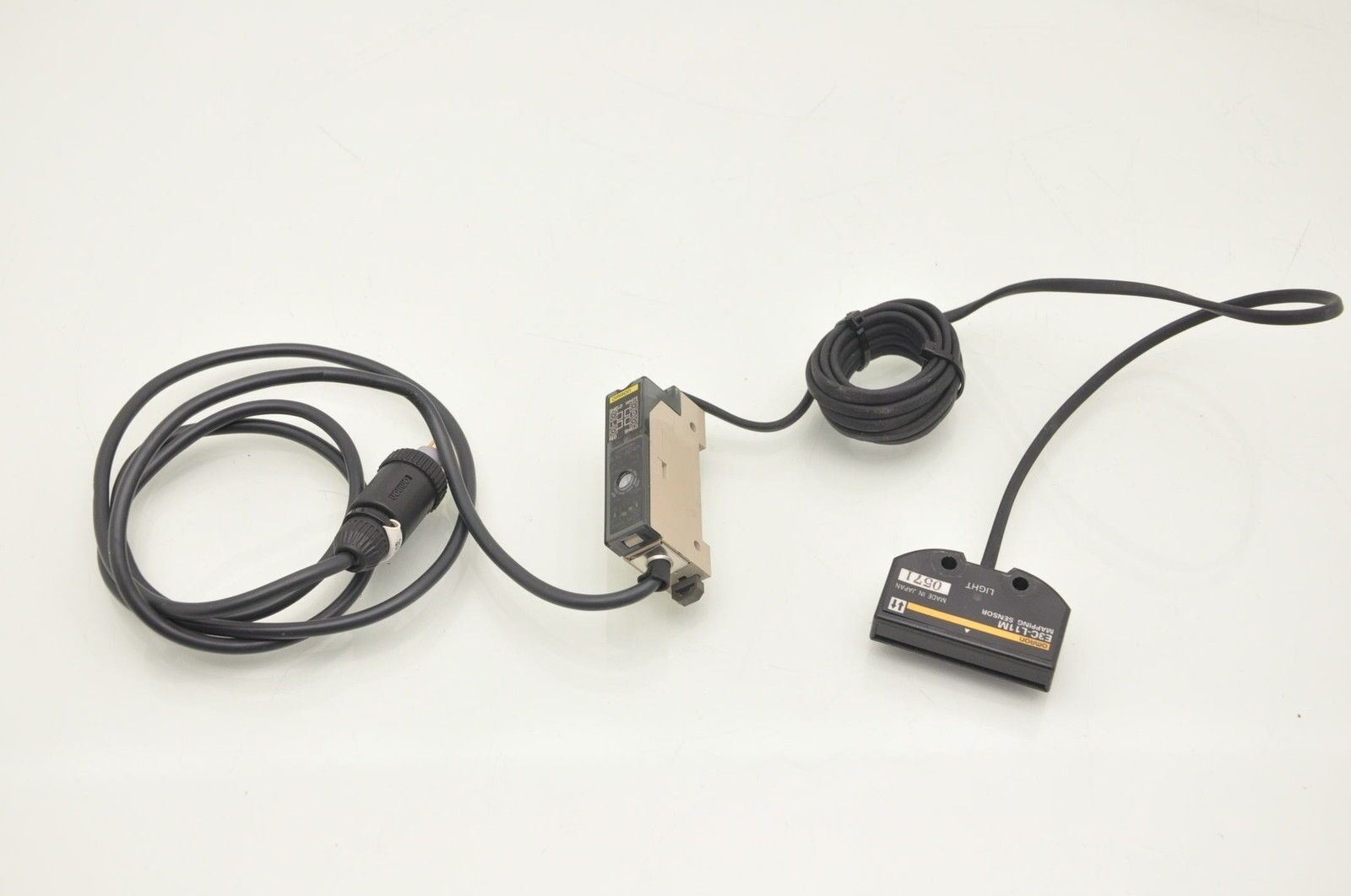Omron E3C-L11M Mapping Sensor Edge Detection Sensor PLC