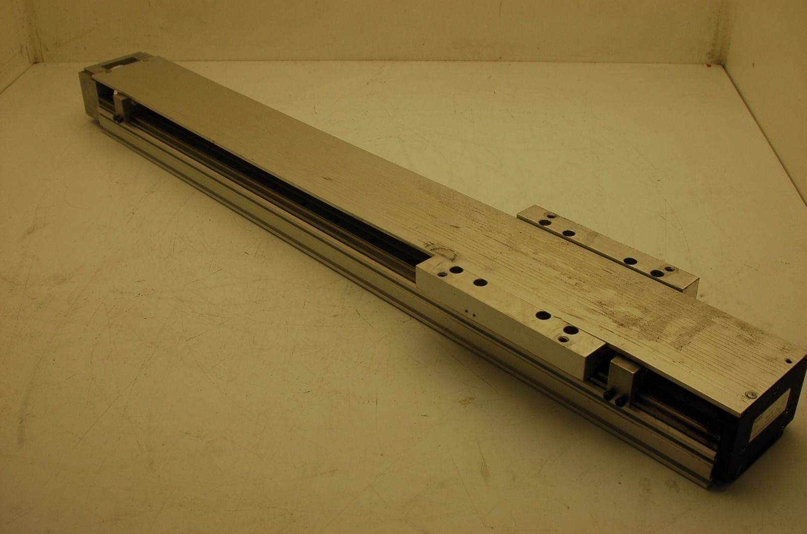 THK GL20N LM Linear Actuator, 33-1/2" Travel