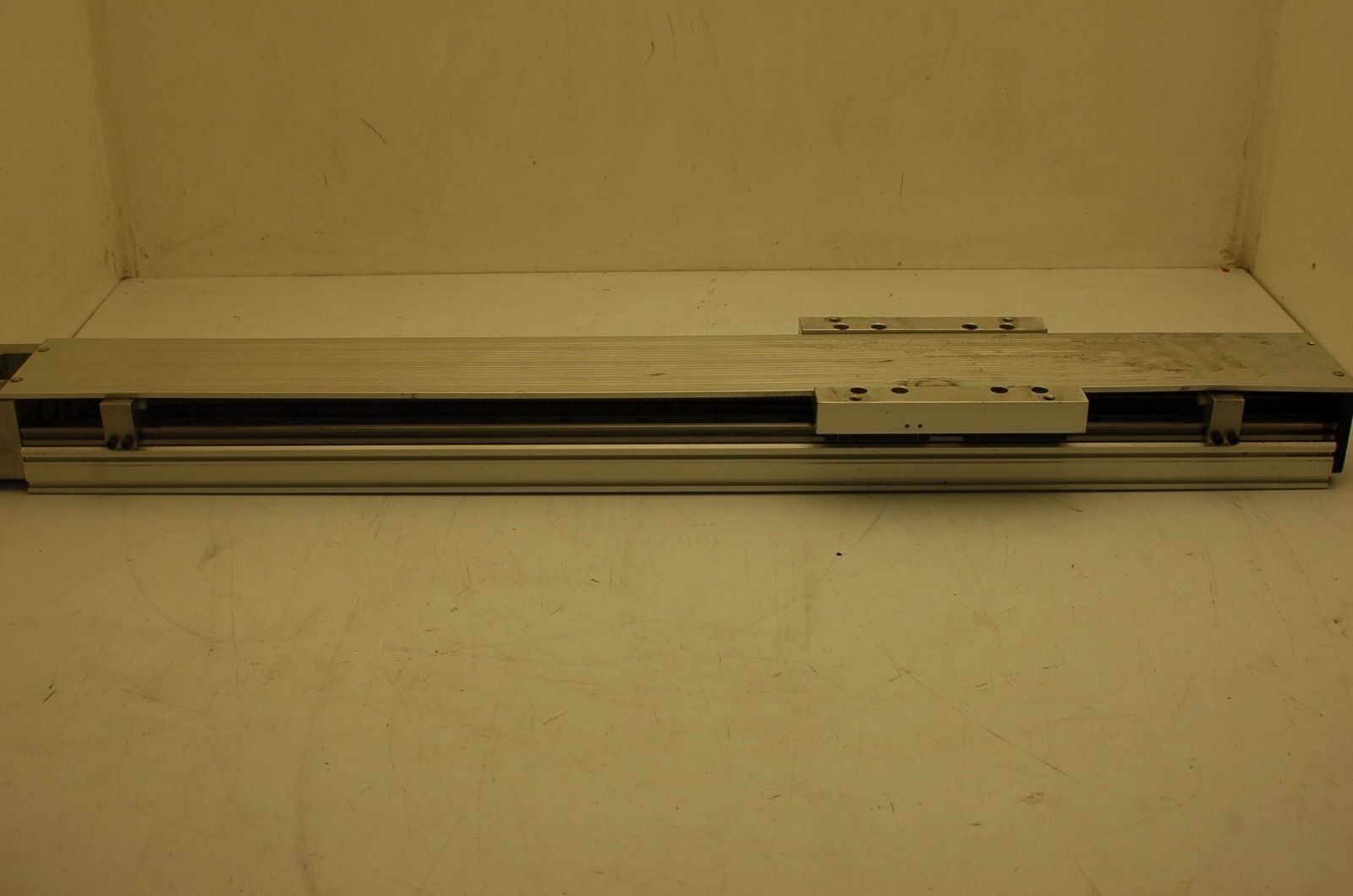 THK GL20N LM Linear Actuator, 33-1/2" Travel
