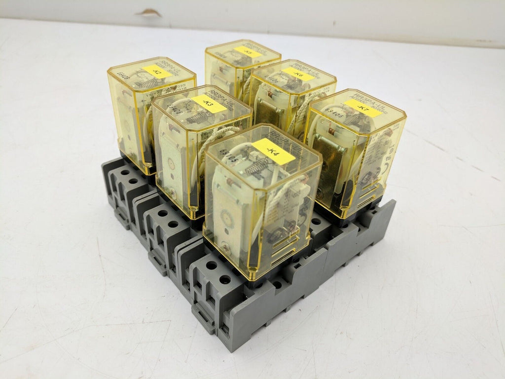 IDEC RR3PA-UL AC230V 50/60Hz Coil 230VAC Coil w/ IDEC DIN rail base LOT OF 6