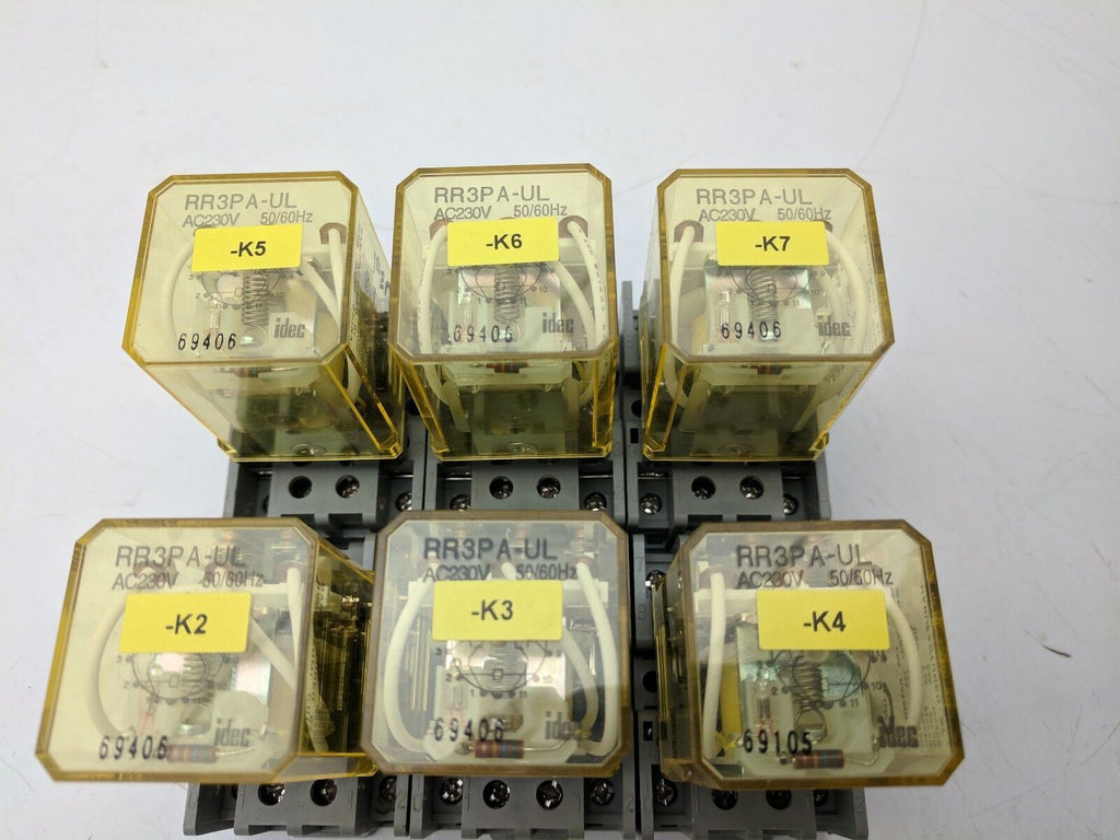 IDEC RR3PA-UL AC230V 50/60Hz Coil 230VAC Coil w/ IDEC DIN rail base LOT OF 6