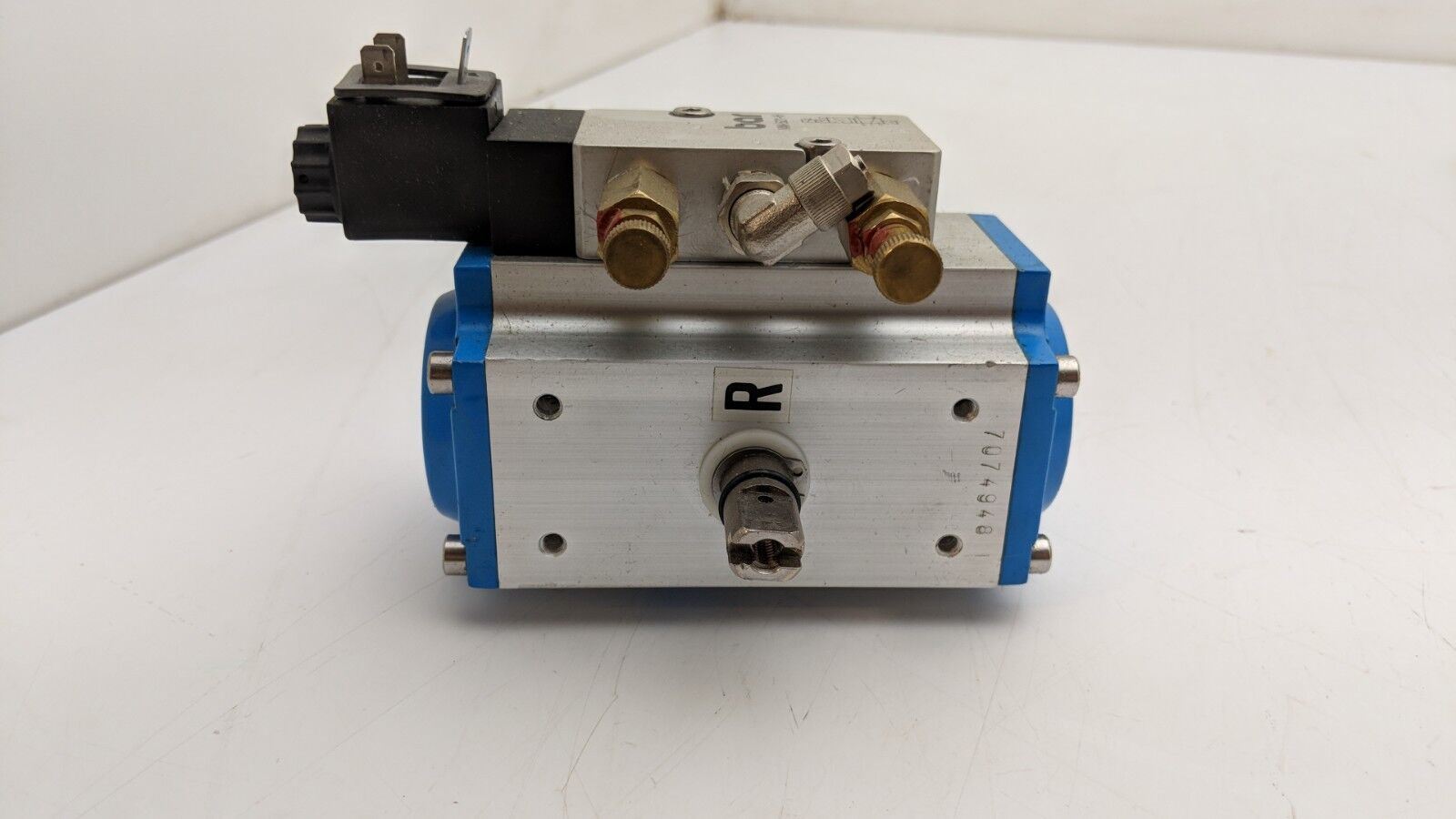 ARI Butterfly Valve ZIVA-Z 2.5" Pneumatic Actuated BAR 24VDC 3W EPDM PN16 DN65