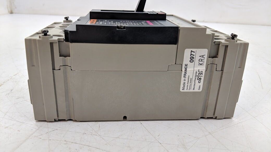 MERLIN GERIN Schneider NSF150H Circuit Breaker 600Y/347V 90A TM90DP Module