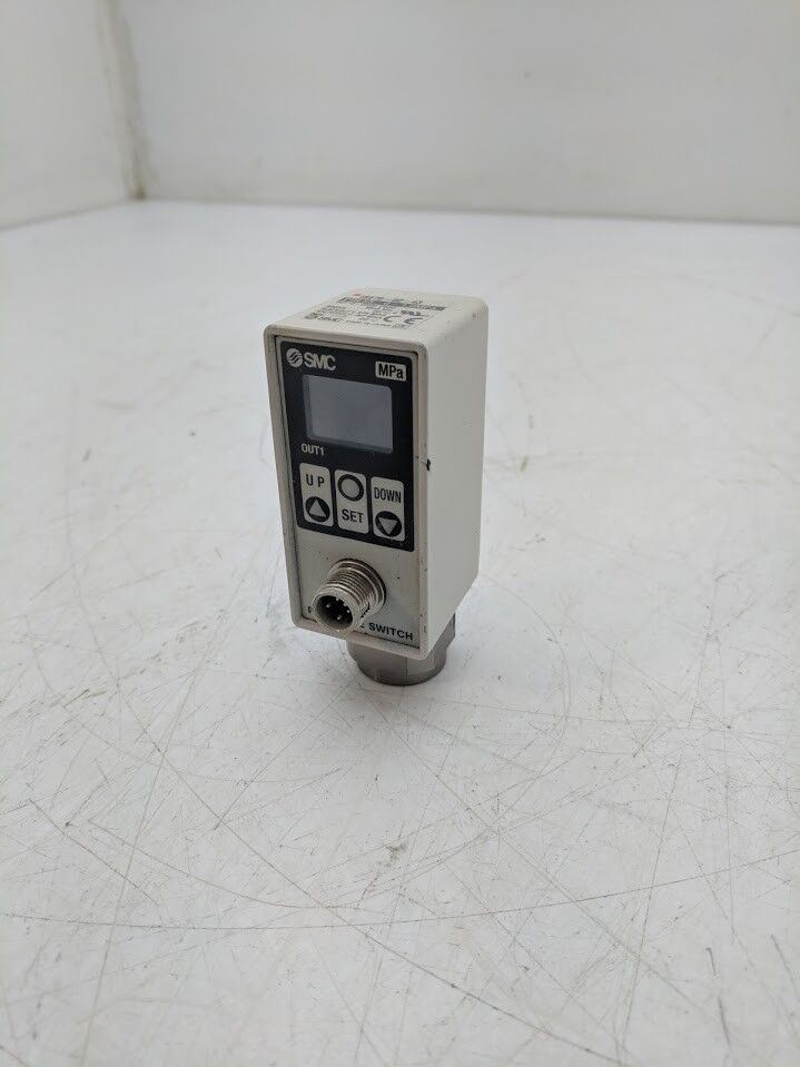 SMC ISE70-02-43 Digital Pressure Switch
