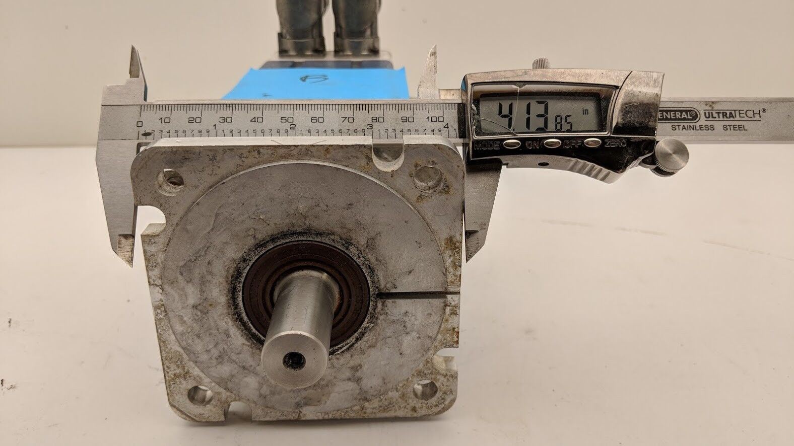 Torque Systems PM Servo Motor CMC T1102M0100 .75" shaft Unit B