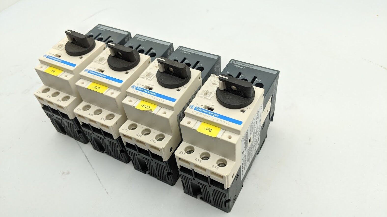 4x Schneider TELEMECANIQUE GV2-P04H7 Motor Circuit Breaker 3PH 0.4-0.6A GV2GH7