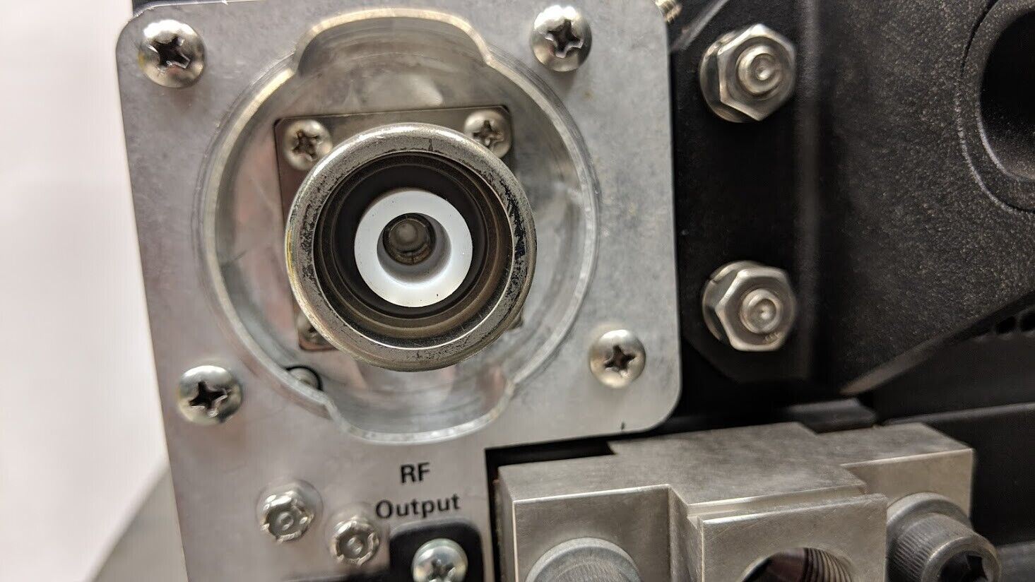 AE Advanced Energy VHF Ovation 35162 RF Microwave Source 162MHz 3.5kW  unit B