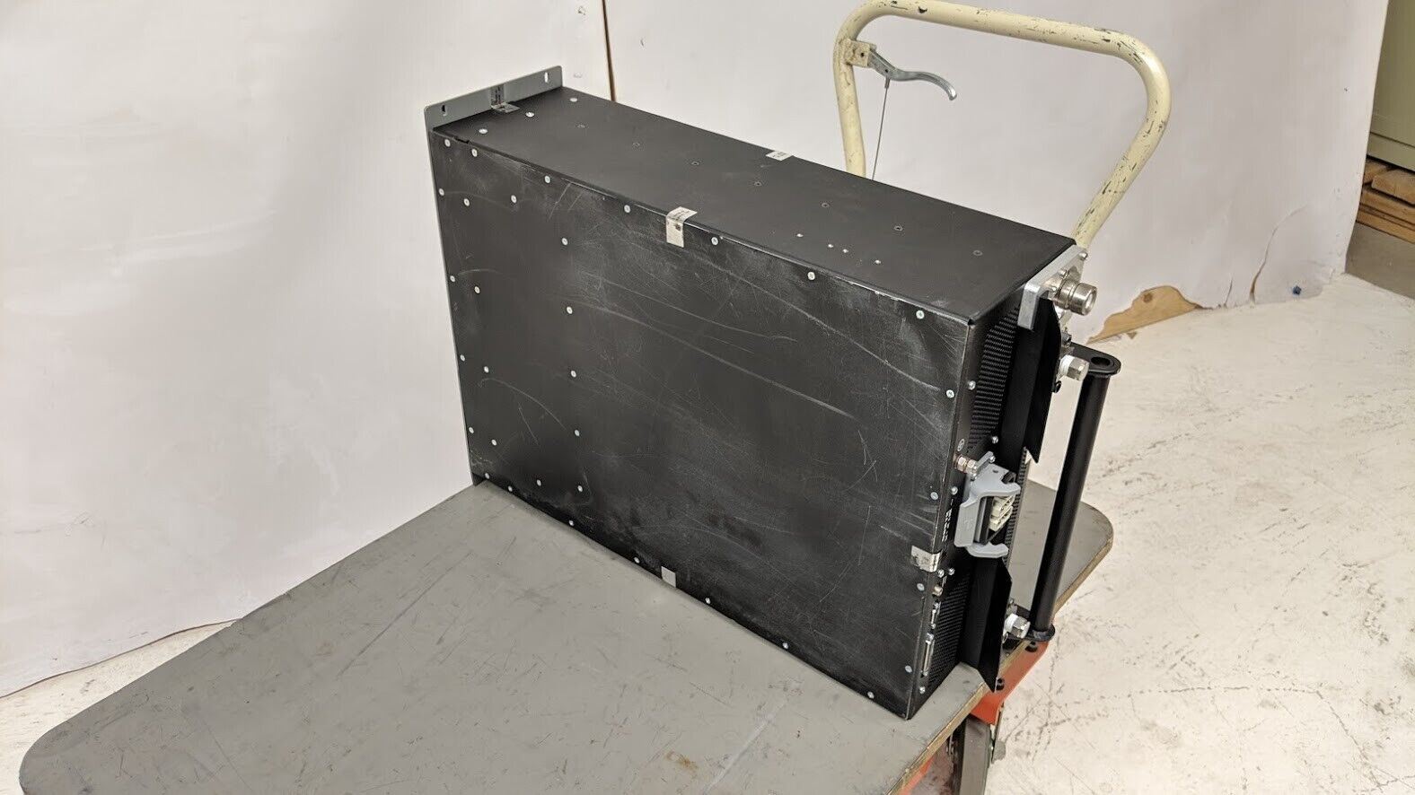 AE Advanced Energy VHF Ovation 35162 RF Microwave Source 162MHz 3.5kW  unit A