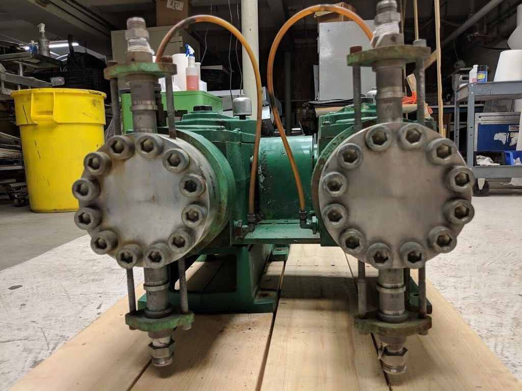 Pulsafeeder Pulsa Series Diaphragm Metering Pump 7440-2-E 3GPH 3200PSI 115VAC