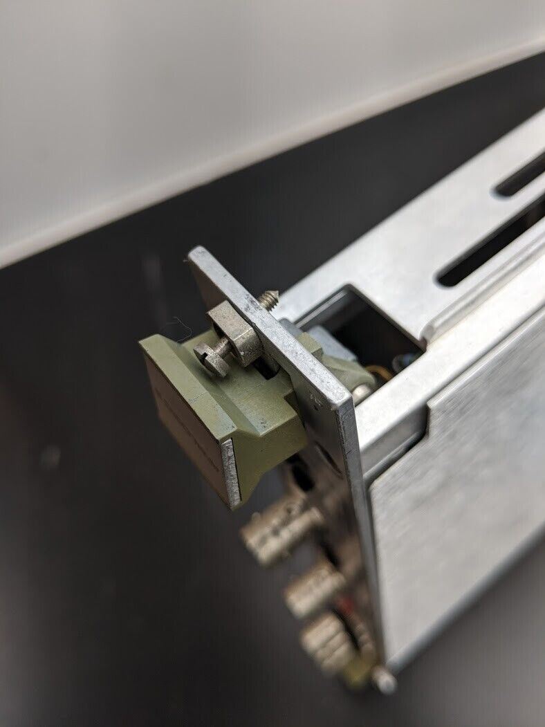 Analogic DBS 8750 High Precision 16bit VXI Arbitrary Waveform Synthesizer 400khz